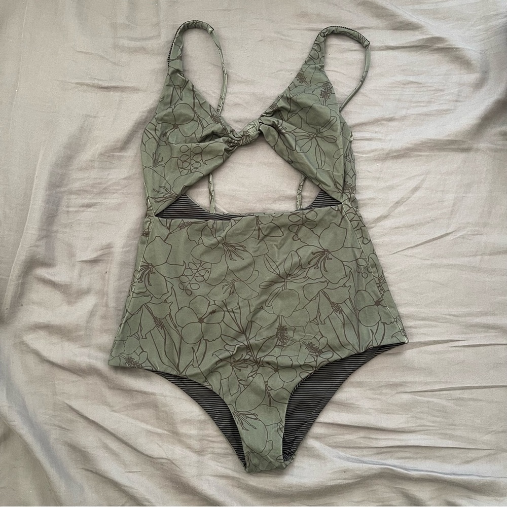 Acacia Swimwear. Medium Pacific Indeis